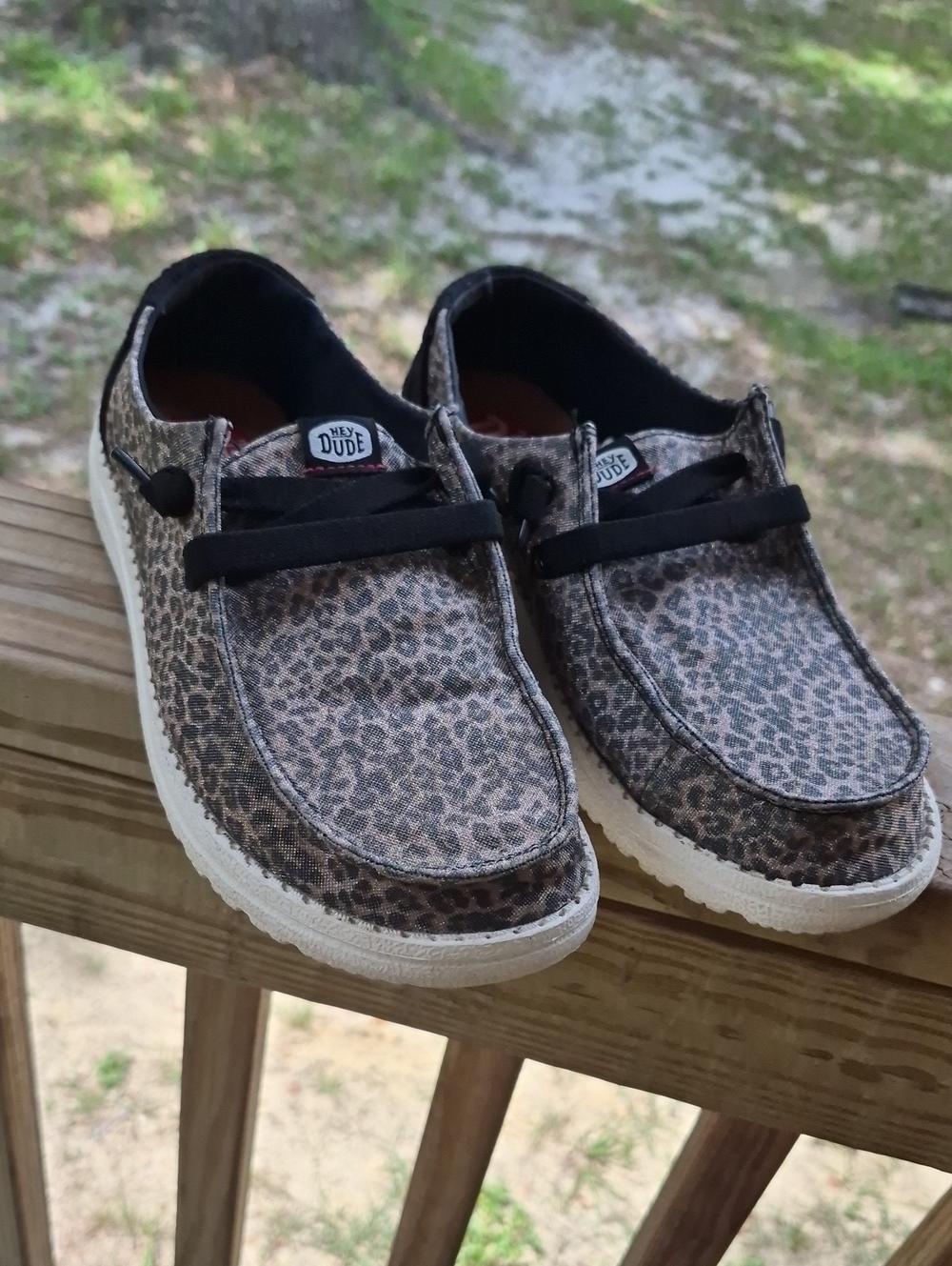 "Hey Dude" Sparkle Leopard Print - Picture 1 of 7